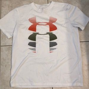 Underarmour white tee